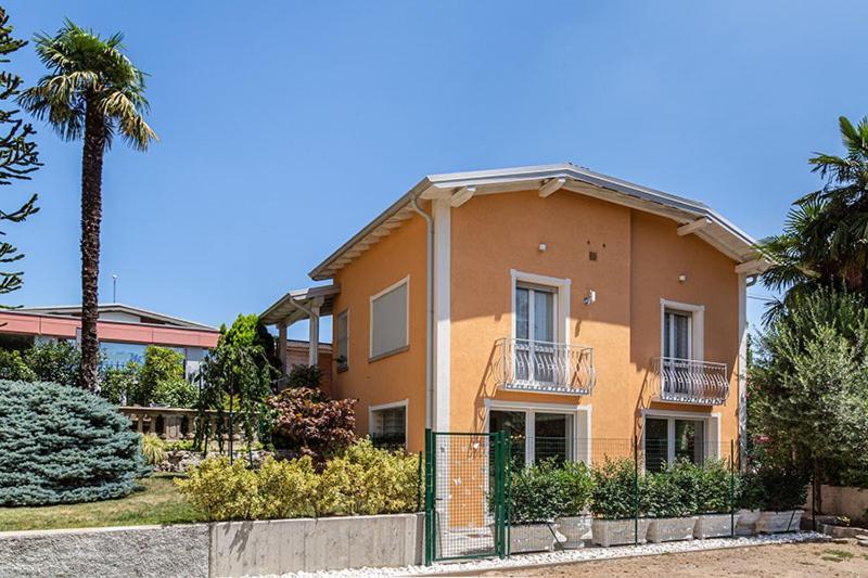 Ghe Sem Morazzone B&B Gazzada Exterior photo